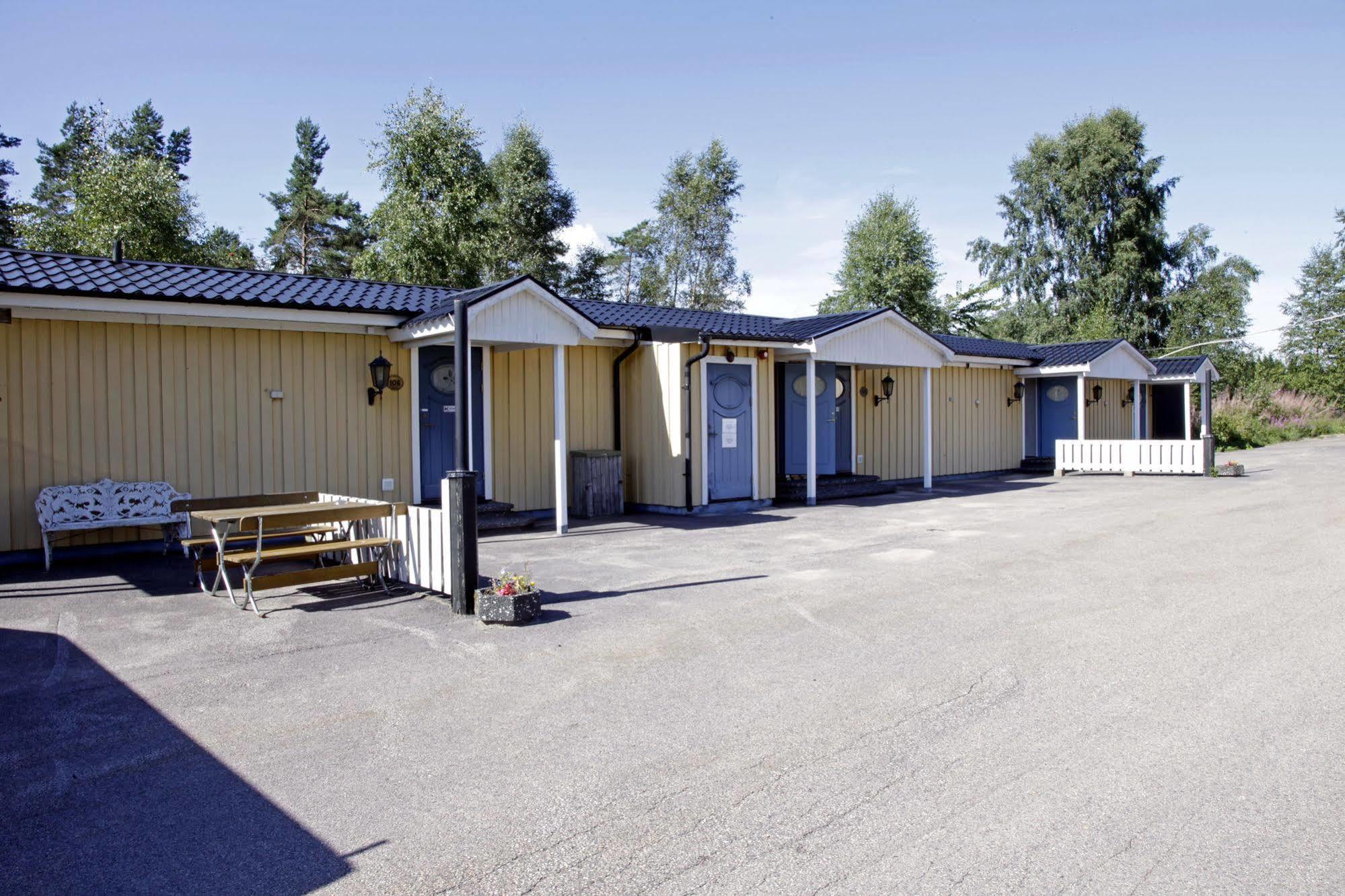 Rasta Hallandsasen Båstad Екстериор снимка